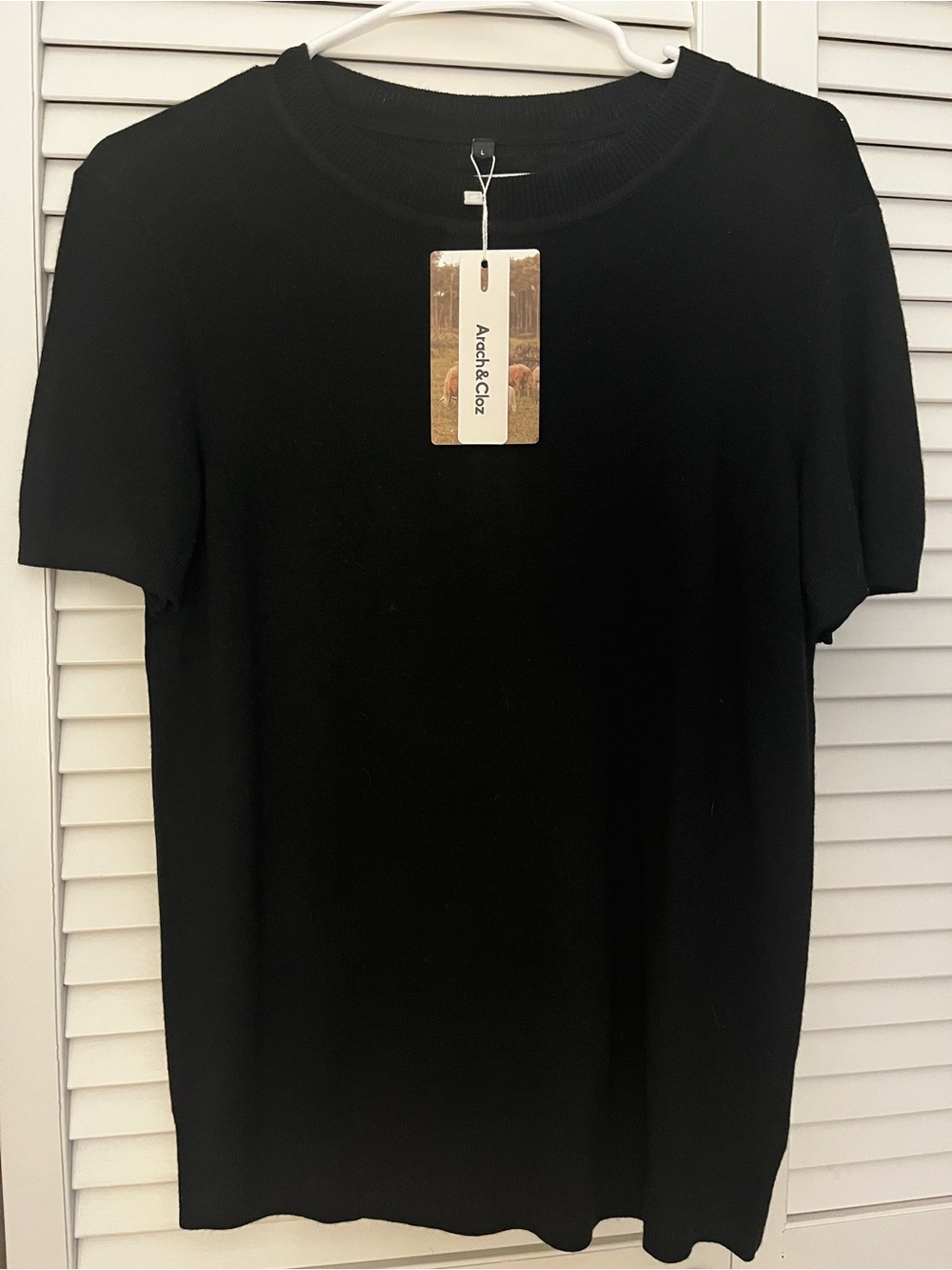 Black Woman’s Short-Sleeve Sweater